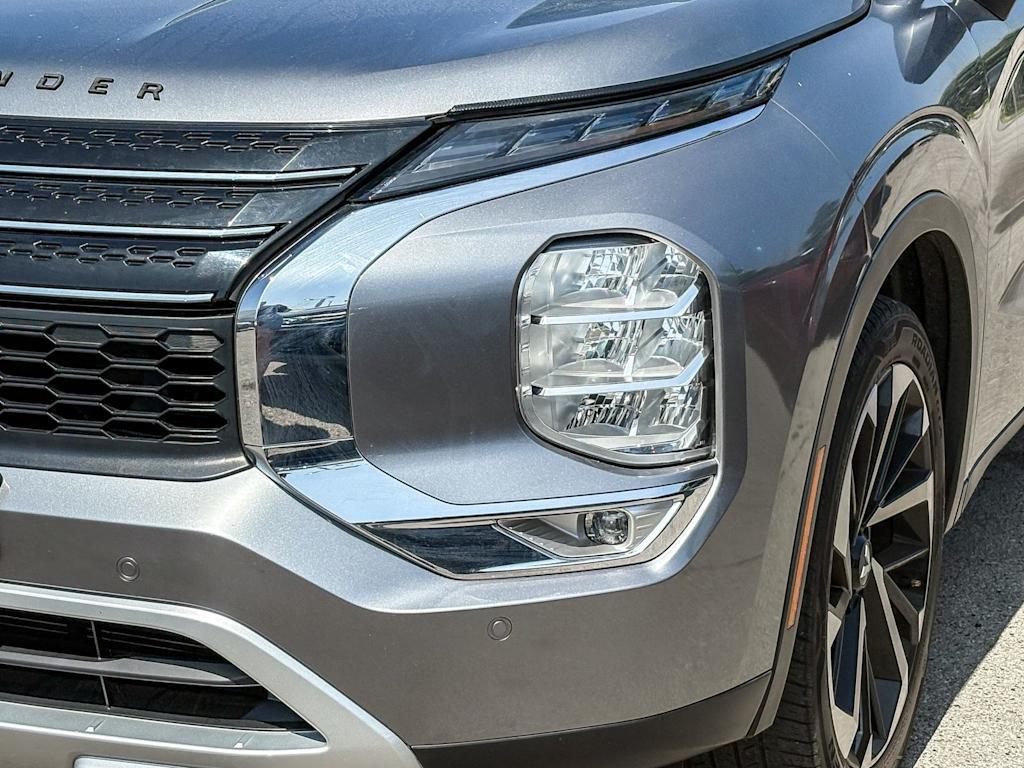 Thumbnail: 2022 Mitsubishi Outlander - 9