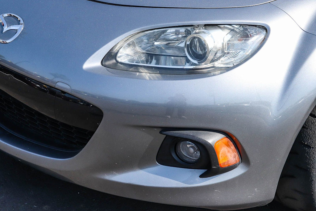 Thumbnail: 2015 Mazda MX-5 Miata - 9