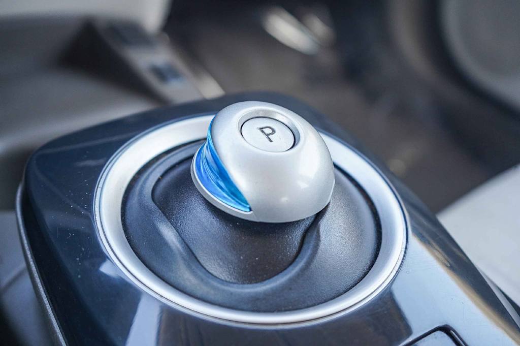 Thumbnail: 2012 Nissan Leaf - 14