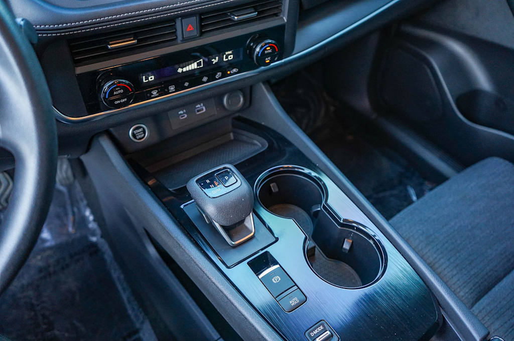 Thumbnail: 2023 Nissan Rogue - 25