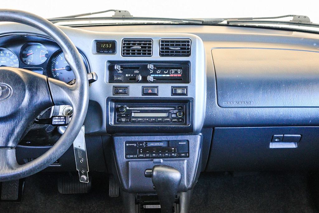 Thumbnail: 2000 Toyota RAV4 - 7
