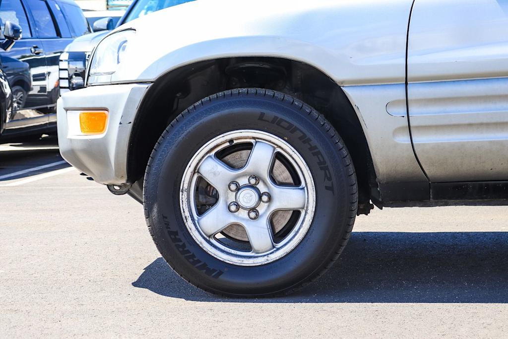 Thumbnail: 2000 Toyota RAV4 - 6