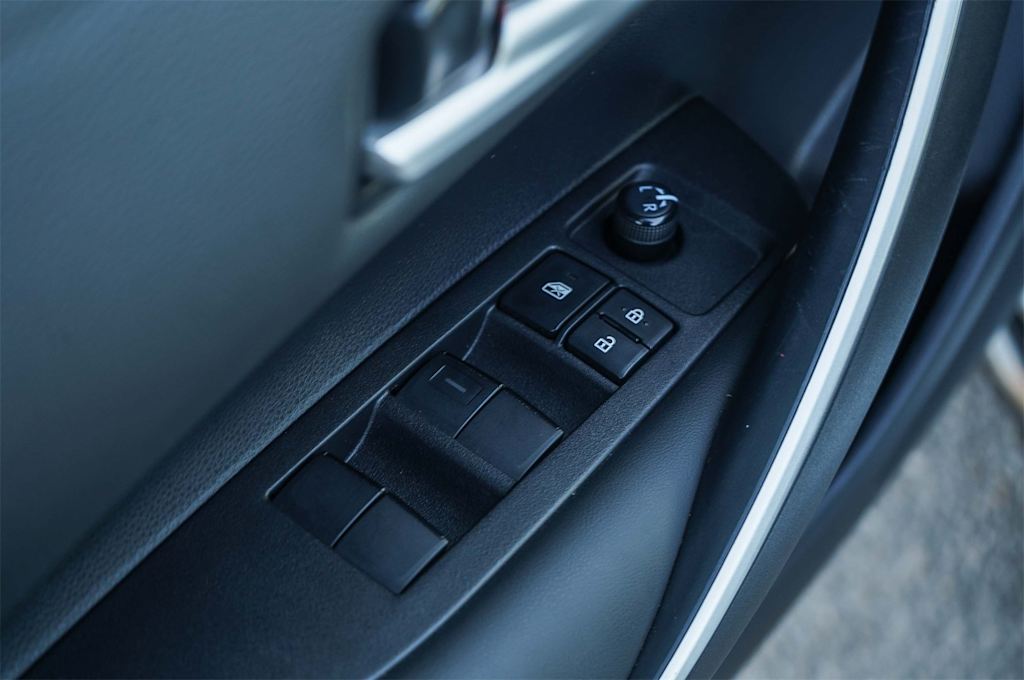 Thumbnail: 2024 Toyota Corolla - 21