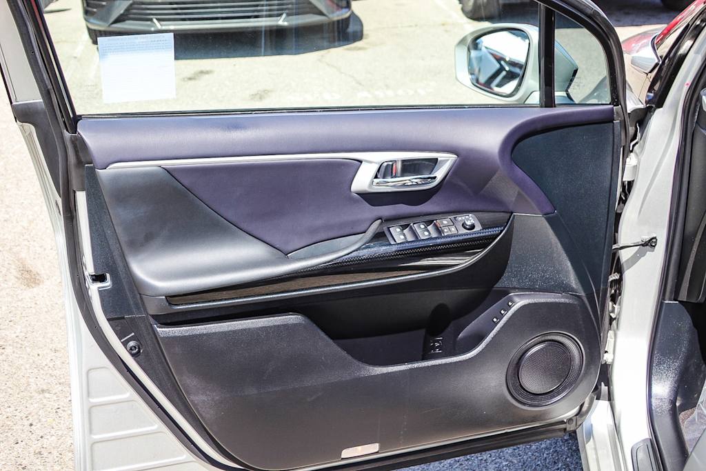 Thumbnail: 2019 Toyota Mirai - 22