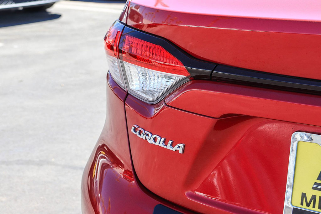 Thumbnail: 2021 Toyota Corolla - 23