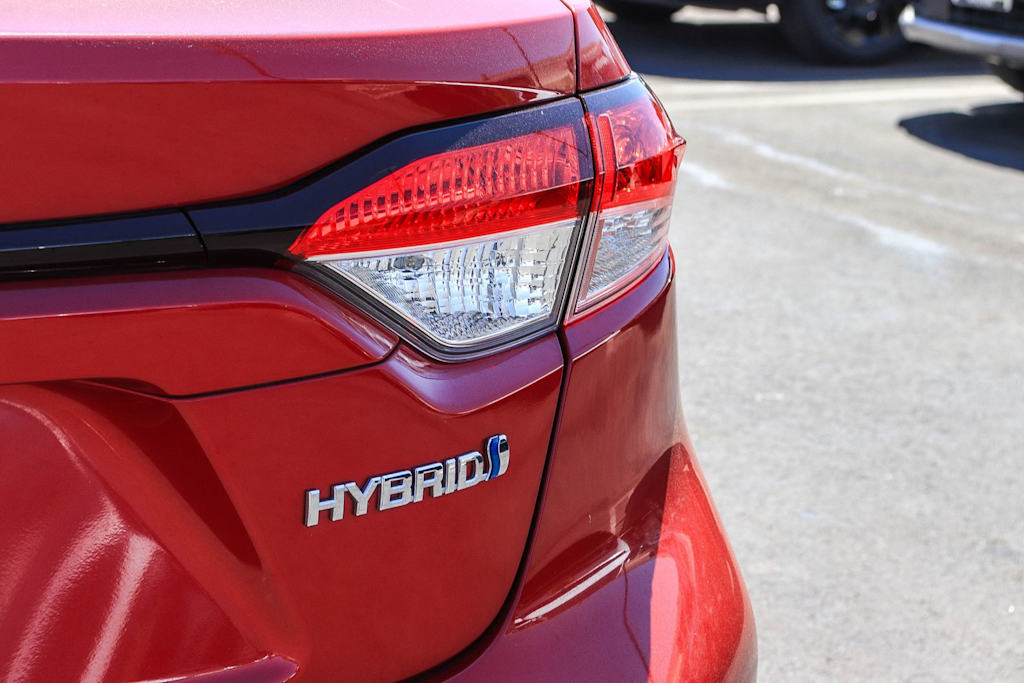 Thumbnail: 2021 Toyota Corolla - 22