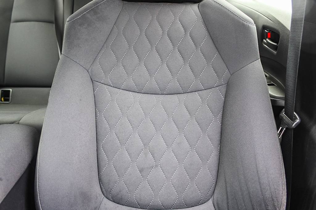 2022 Toyota Corolla LE 25