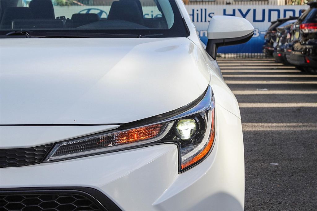 2022 Toyota Corolla LE 21
