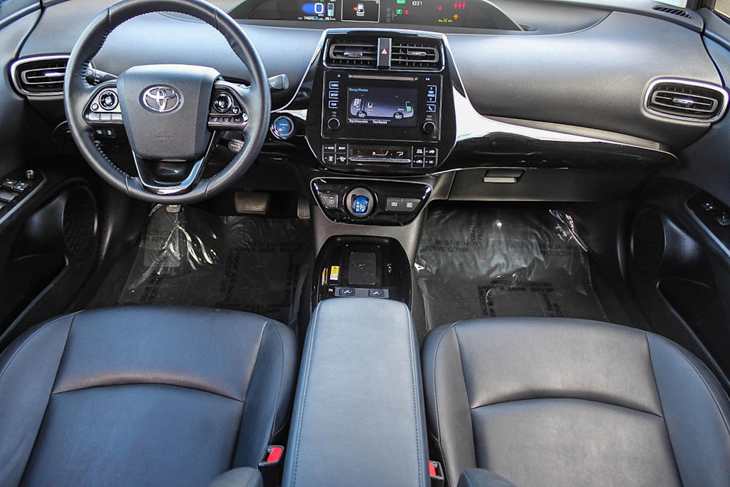 2019 Toyota Prius XLE 2