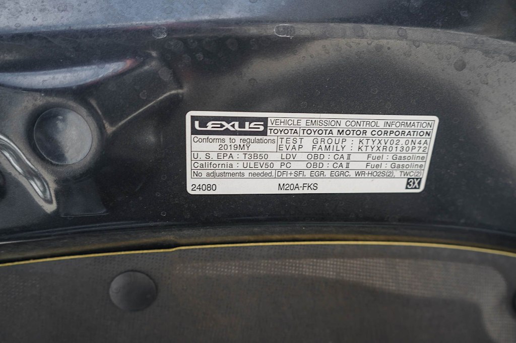 Thumbnail: 2019 Lexus UX - 16