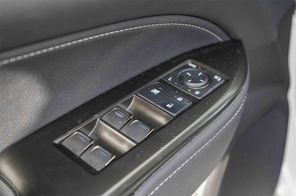 Thumbnail: 2024 Lexus ES - 13