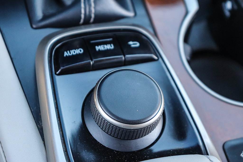 Thumbnail: 2018 Lexus RX - 25