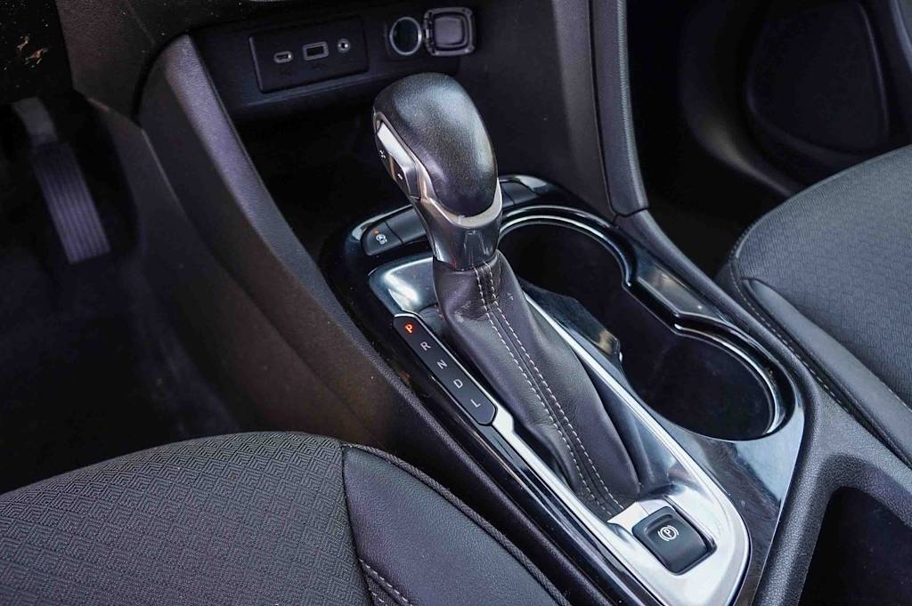 Thumbnail: 2023 Buick Encore GX - 14