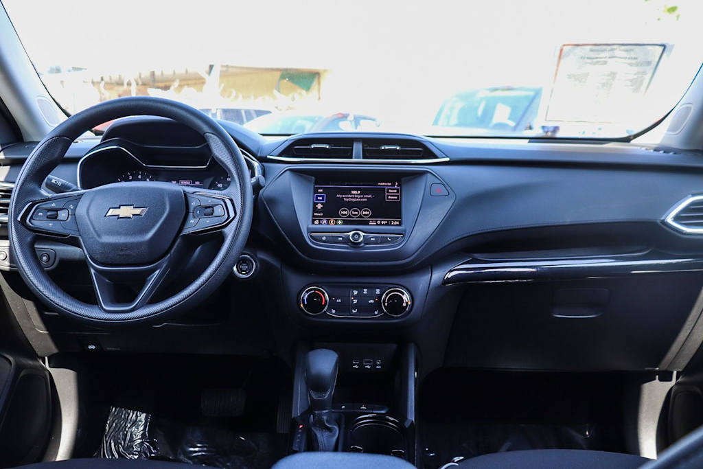 Thumbnail: 2023 Chevrolet TrailBlazer - 2