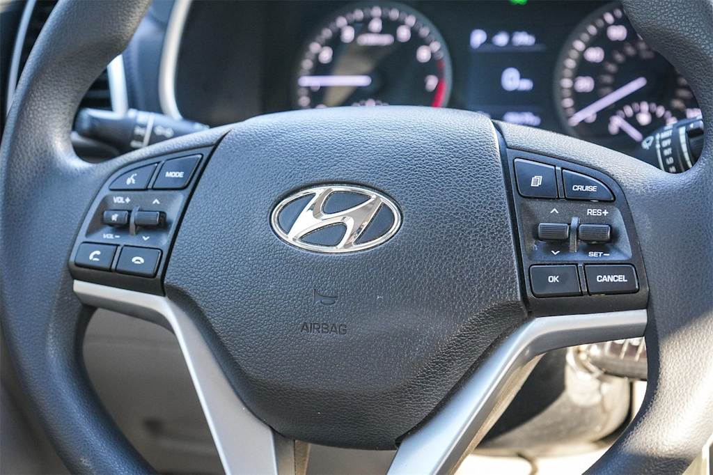 2021 Hyundai Tucson SE 29