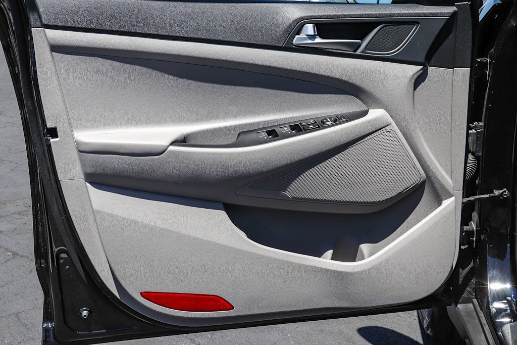 Thumbnail: 2021 Hyundai Tucson - 24