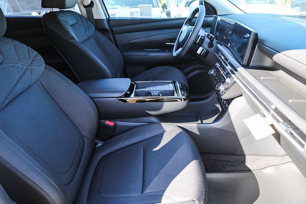 Thumbnail: 2025 Hyundai Tucson - 9