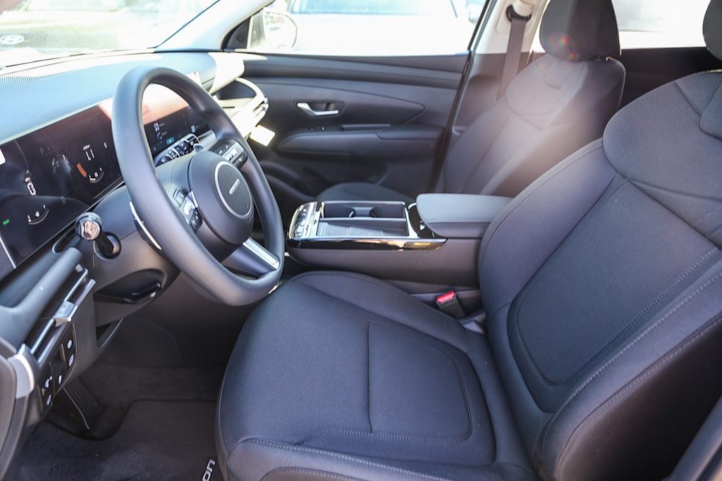 Thumbnail: 2025 Hyundai Tucson - 10