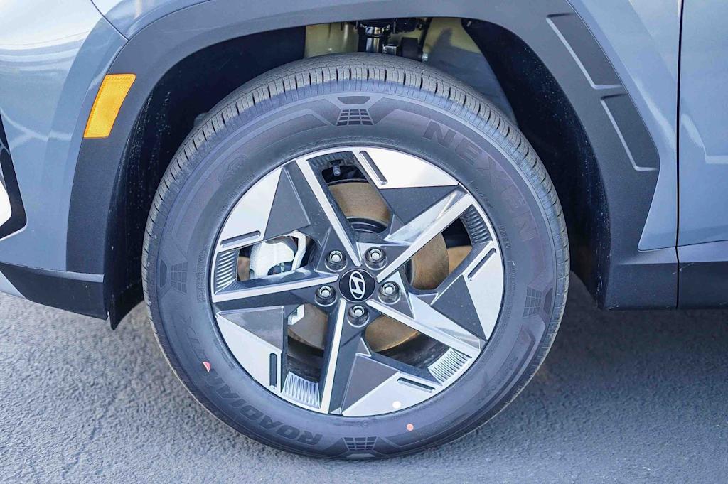 Thumbnail: 2026 Hyundai Tucson - 7