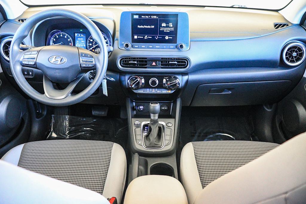 Thumbnail: 2023 Hyundai Kona - 2