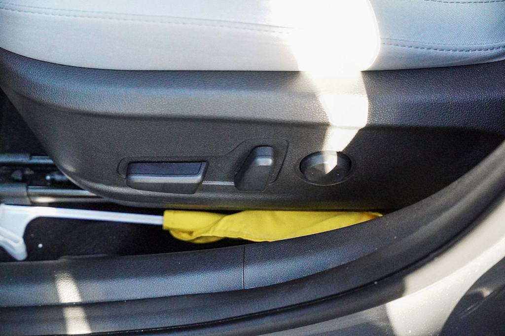 Thumbnail: 2023 Hyundai Kona - 24