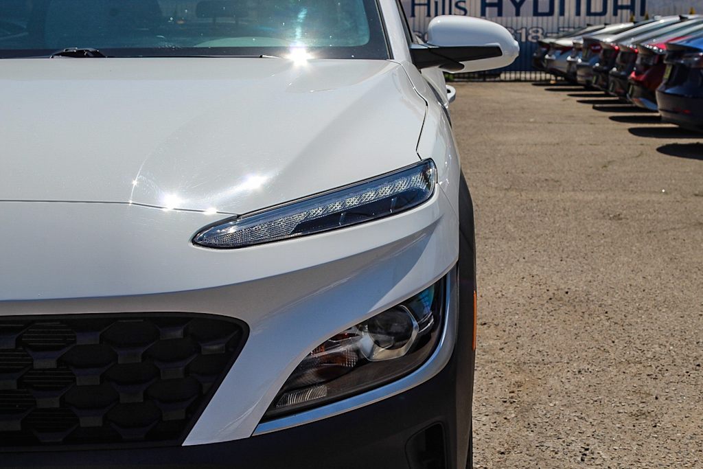 2022 Hyundai Kona SEL 10