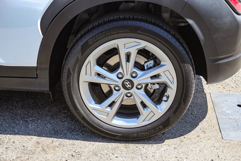 2022 Hyundai Kona SEL 4