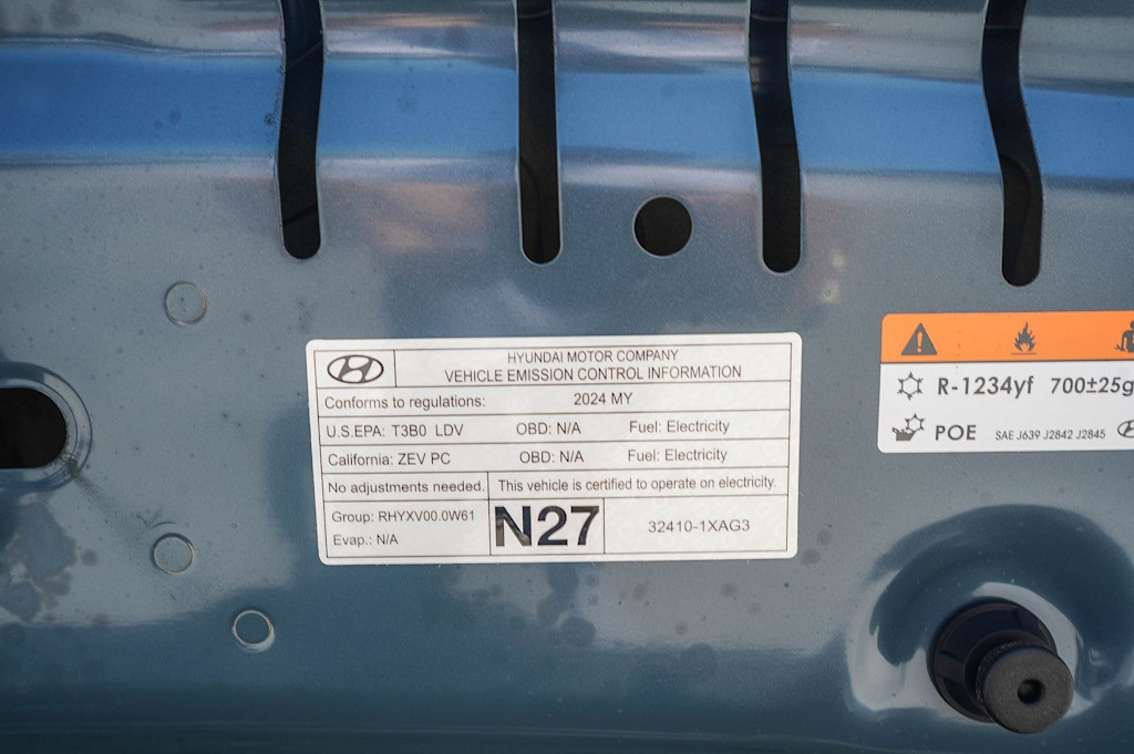 Thumbnail: 2024 Hyundai Ioniq 5 - 15