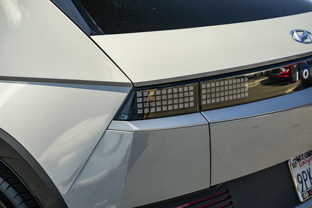 Thumbnail: 2024 Hyundai Ioniq 5 - 4