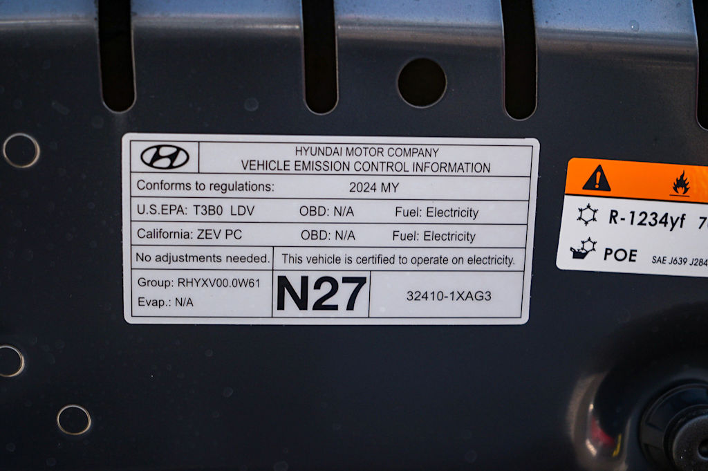 Thumbnail: 2024 Hyundai Ioniq 5 - 16