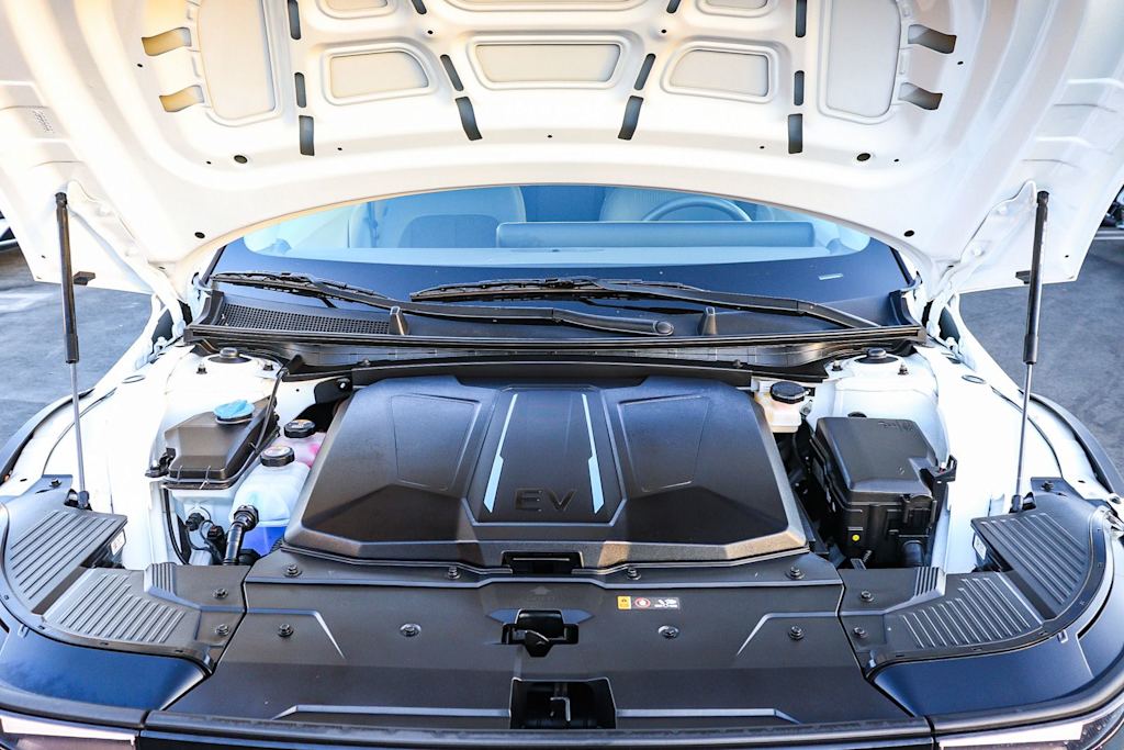 Thumbnail: 2024 Hyundai Ioniq 5 - 8
