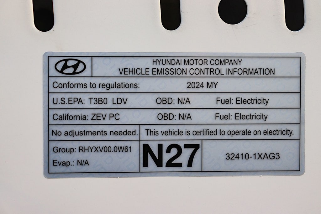 Thumbnail: 2024 Hyundai Ioniq 5 - 16