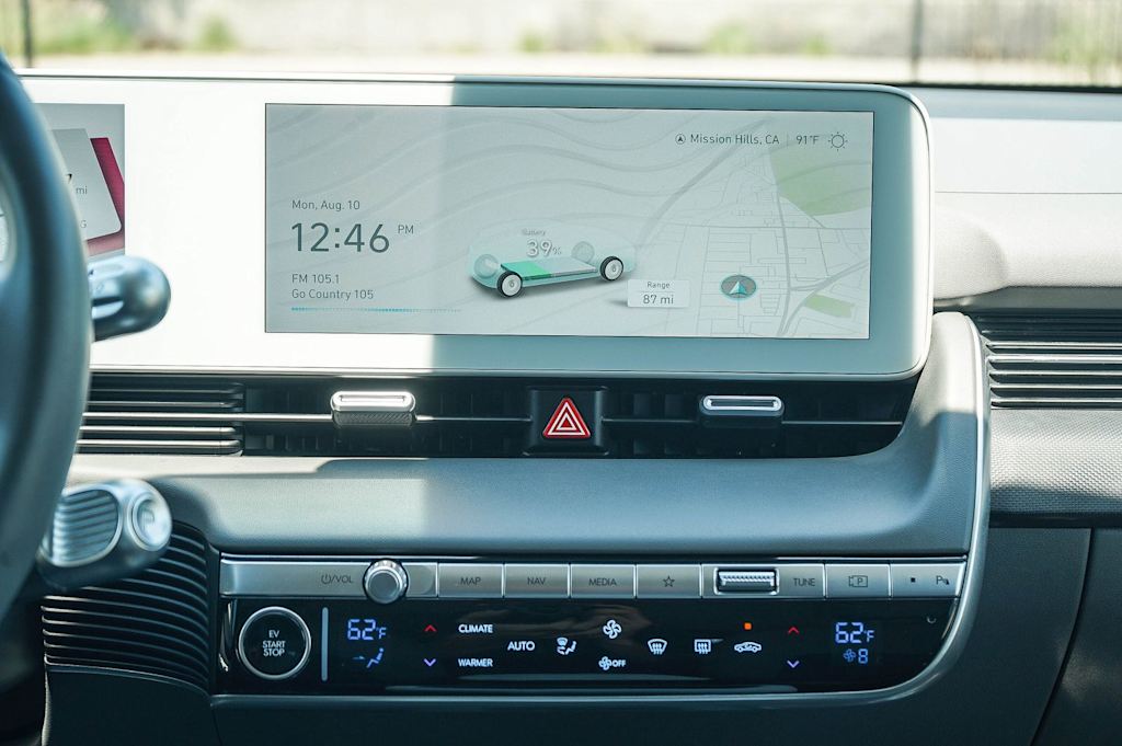 Thumbnail: 2024 Hyundai Ioniq 5 - 13