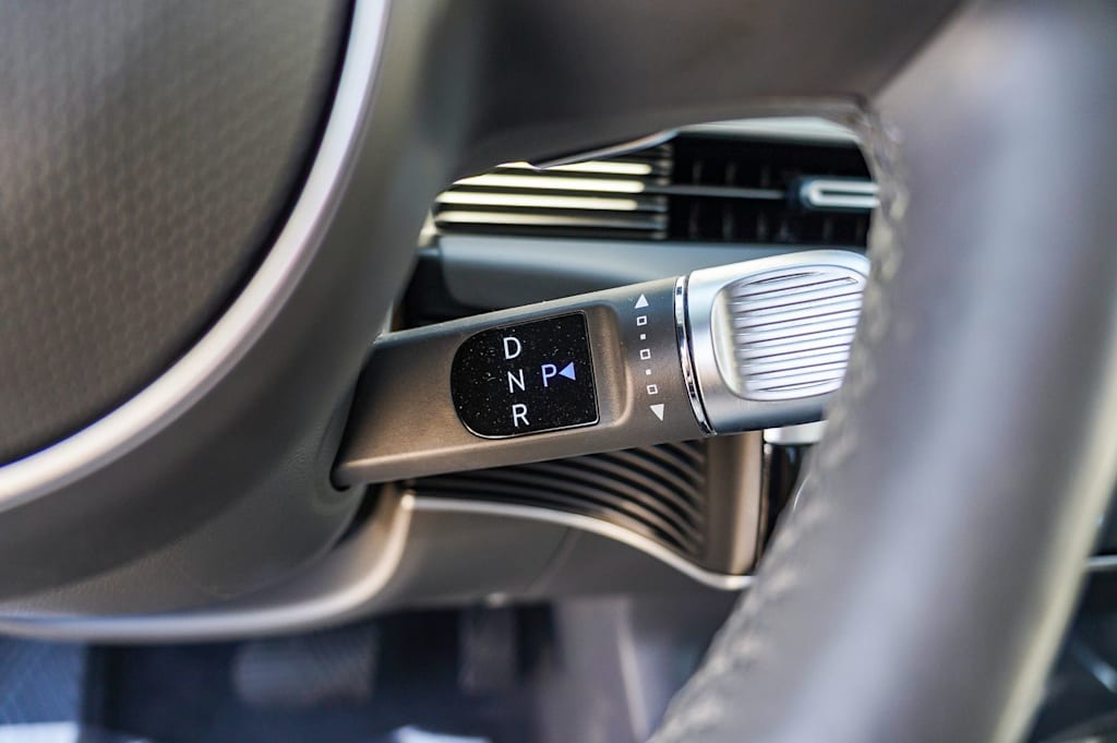 Thumbnail: 2023 Hyundai Ioniq 5 - 25