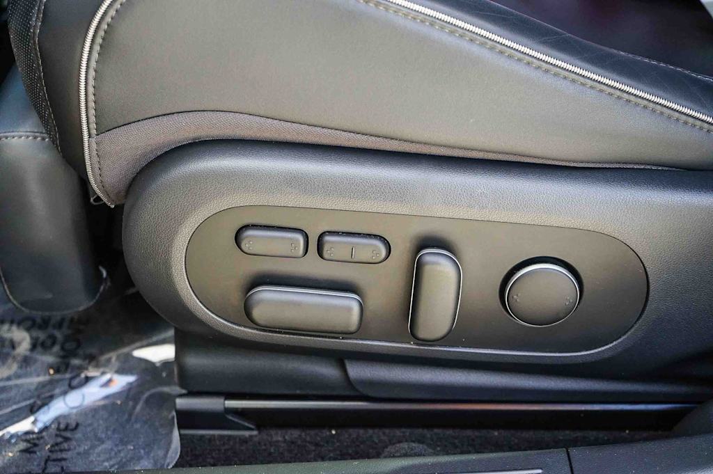 Thumbnail: 2023 Hyundai Ioniq 5 - 22
