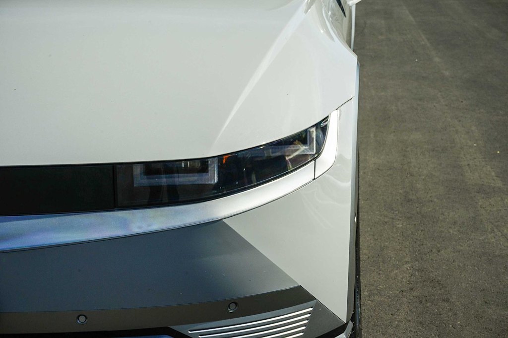 Thumbnail: 2023 Hyundai Ioniq 5 - 5