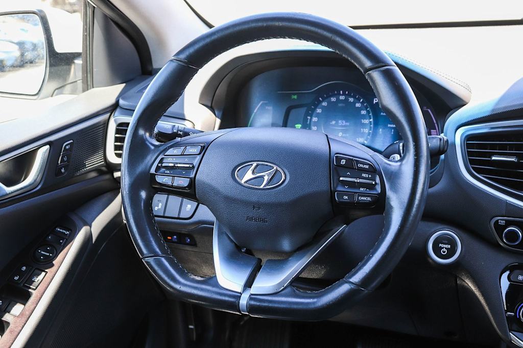 Thumbnail: 2017 Hyundai Ioniq - 8