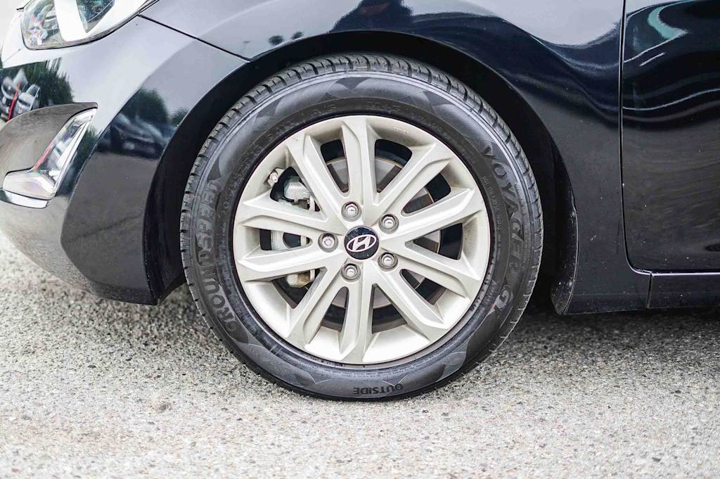 Thumbnail: 2016 Hyundai Elantra - 6