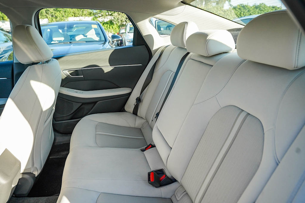 Thumbnail: 2023 Hyundai Sonata - 10