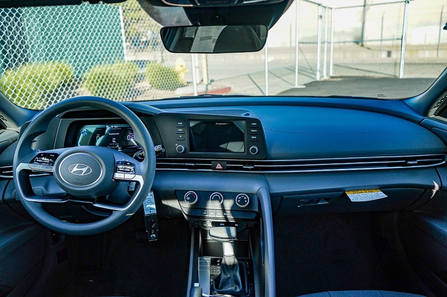 Thumbnail: 2025 Hyundai Elantra - 2