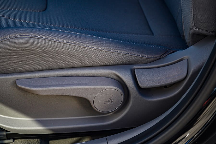 Thumbnail: 2025 Hyundai Elantra - 27