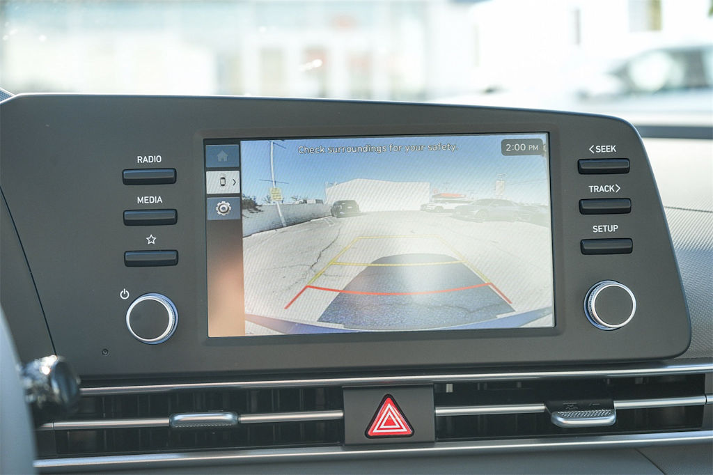 Thumbnail: 2025 Hyundai Elantra - 32