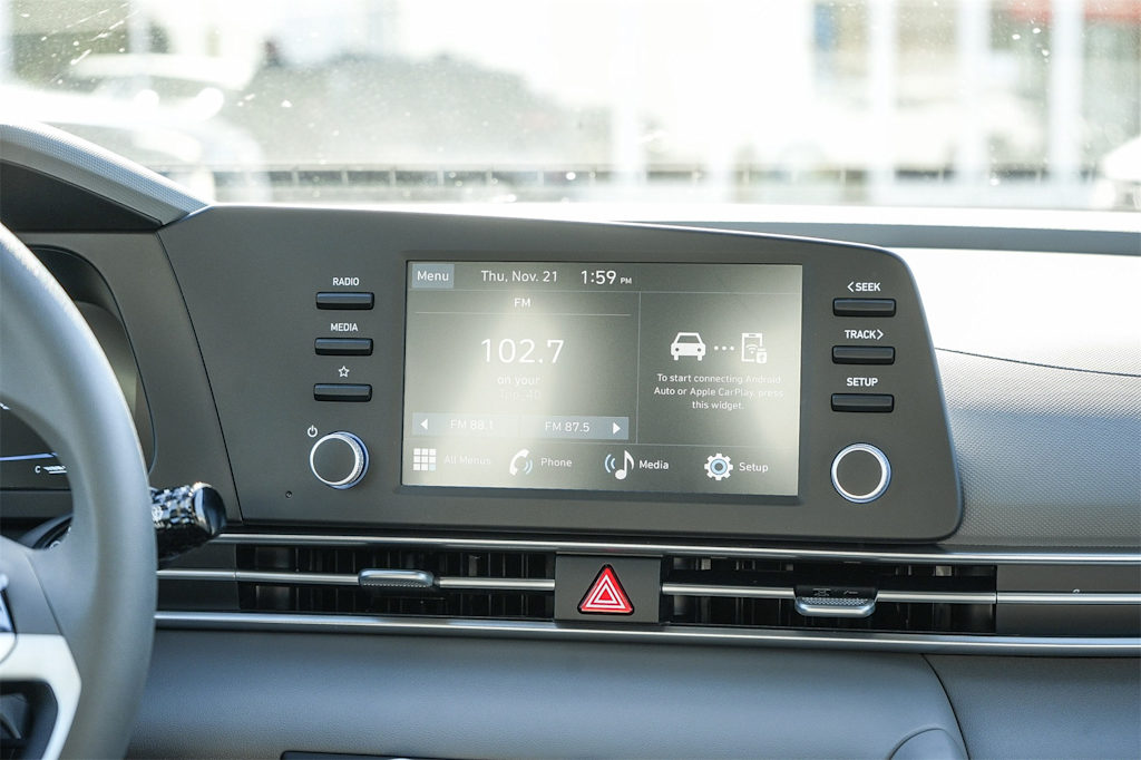 Thumbnail: 2025 Hyundai Elantra - 24