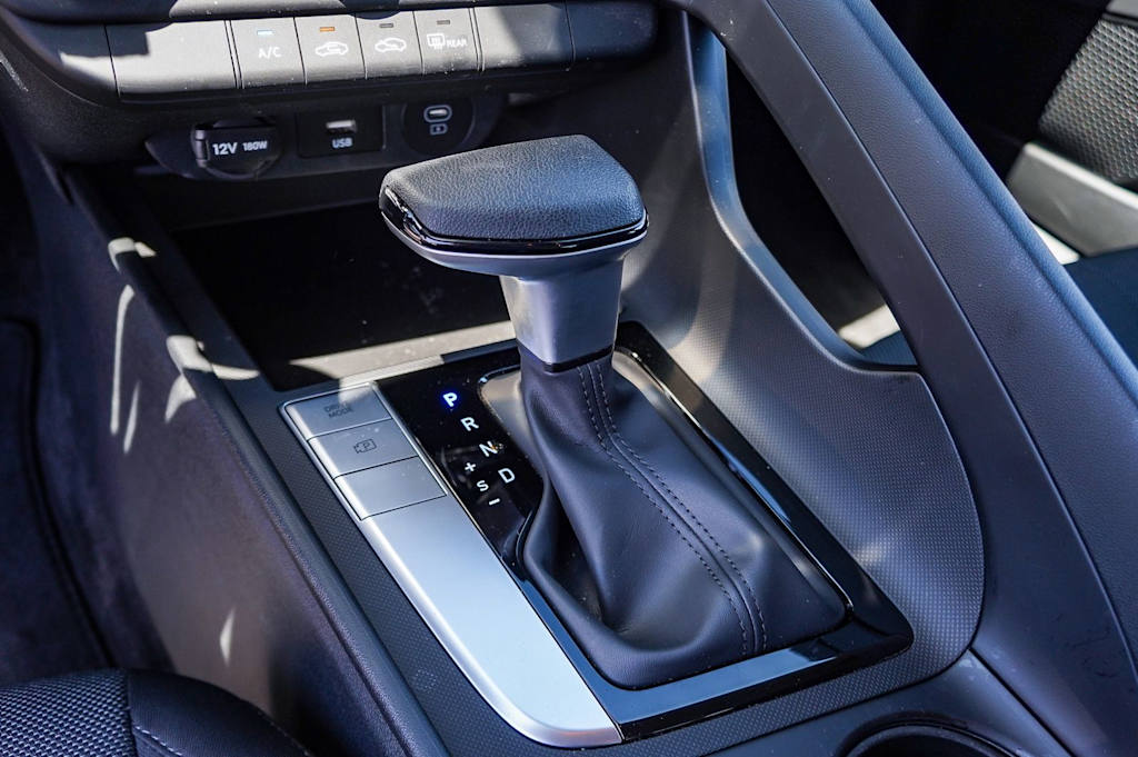 Thumbnail: 2026 Hyundai Elantra - 24