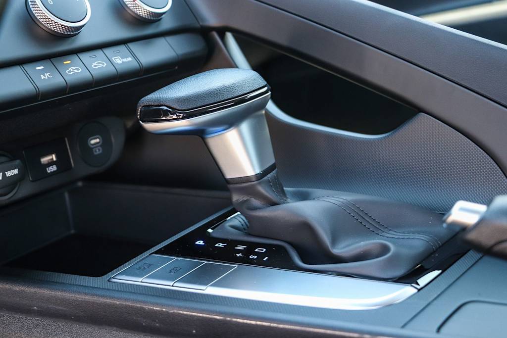 Thumbnail: 2026 Hyundai Elantra - 14
