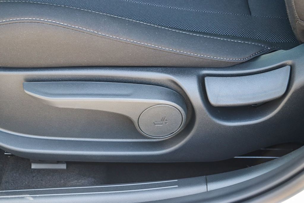 Thumbnail: 2026 Hyundai Elantra - 22