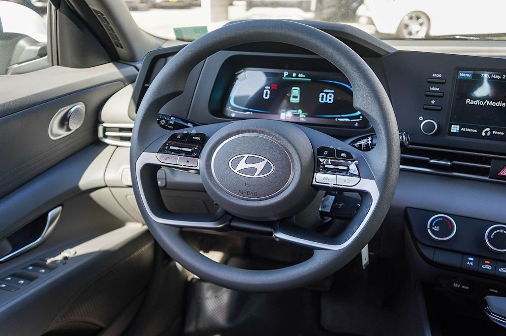 Thumbnail: 2026 Hyundai Elantra - 9