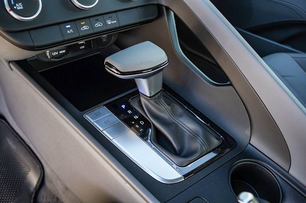 Thumbnail: 2026 Hyundai Elantra - 14