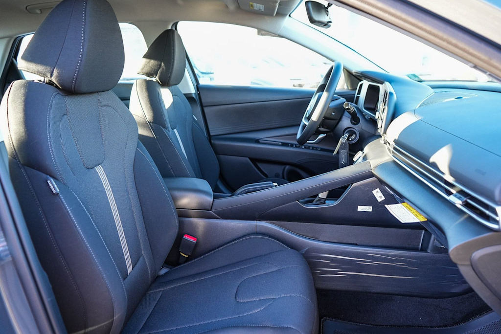 Thumbnail: 2026 Hyundai Elantra - 9