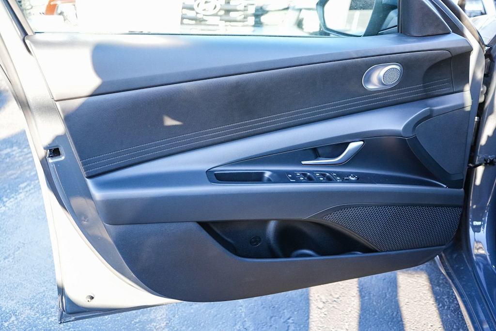 Thumbnail: 2026 Hyundai Elantra - 25